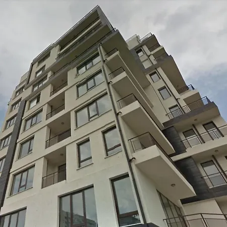 Cozy Close To Tech Park & Airport Apartamento