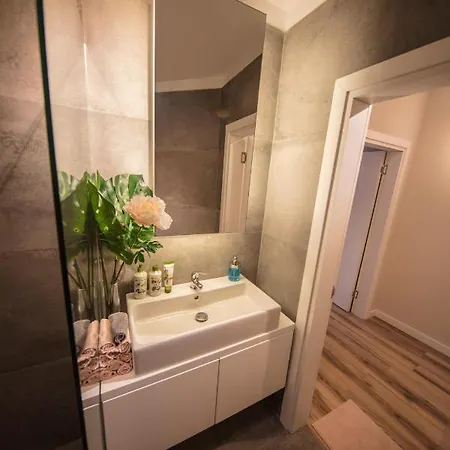 Cozy Close To Tech Park & Airport Σόφια
